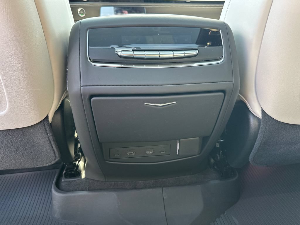 2026 Cadillac Escalade ESV Platinum Luxury - Photo 23