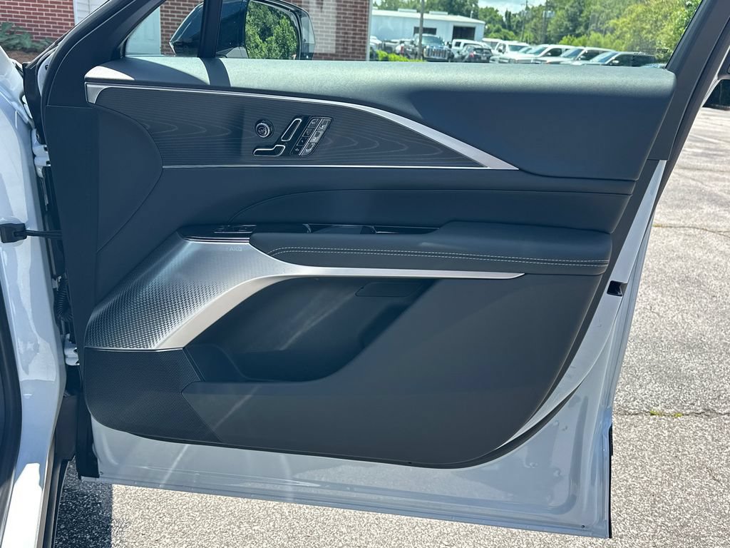 2026 Cadillac LYRIQ Premium Sport - Photo 14