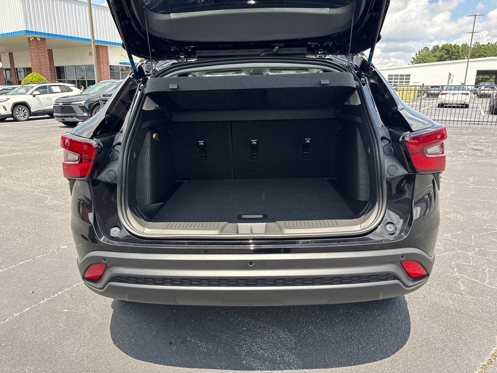 2026 Chevrolet Trax LT - Photo 19