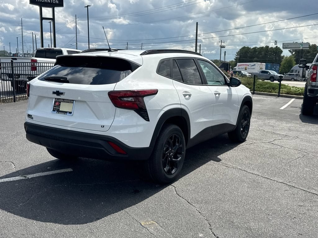 2026 Chevrolet Trax LT - Photo 6