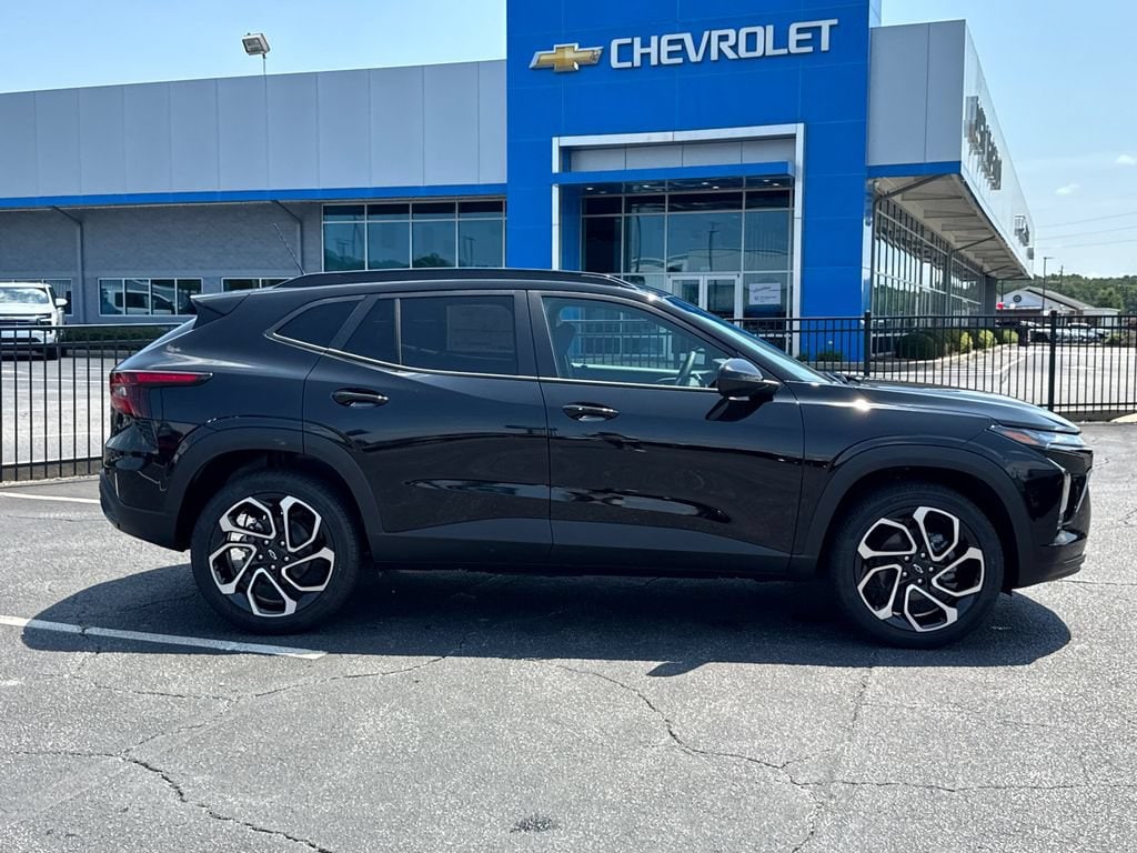 2026 Chevrolet Trax RS - Photo 5