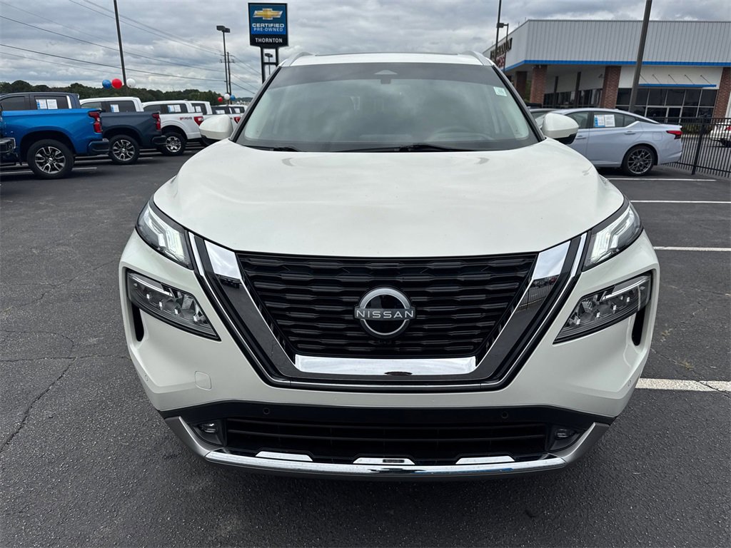 2022 Nissan Rogue Platinum photo 2