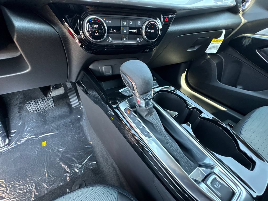2026 Chevrolet Trax LT - Photo 30