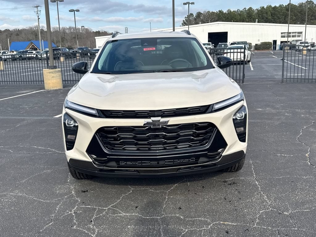 2026 Chevrolet Trax Activ - Photo 3