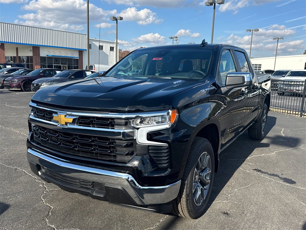 2026 Chevrolet Silverado 1500 LT photo 2