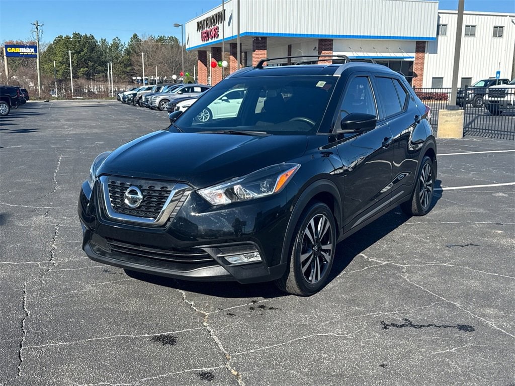 Used 2018 Nissan Kicks SR with VIN 3N1CP5CU3JL523413 for sale in Lithia Springs, GA