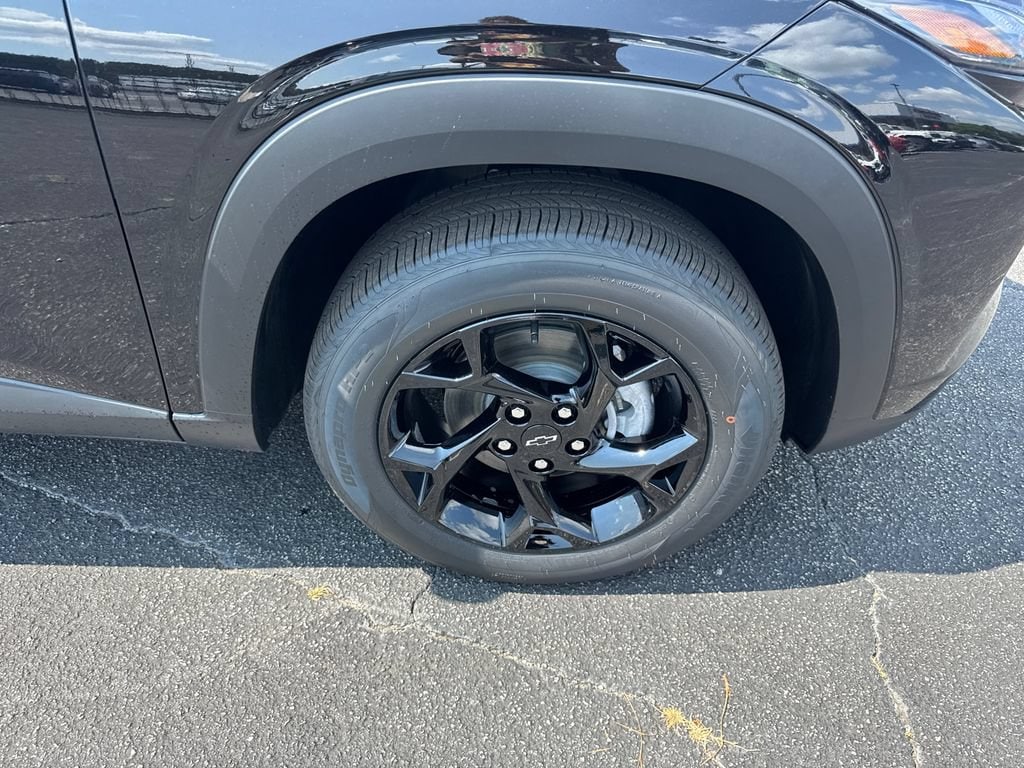 2026 Chevrolet Trax LT - Photo 13