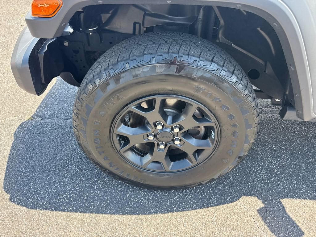 2021 Jeep Wrangler Willys - Photo 12