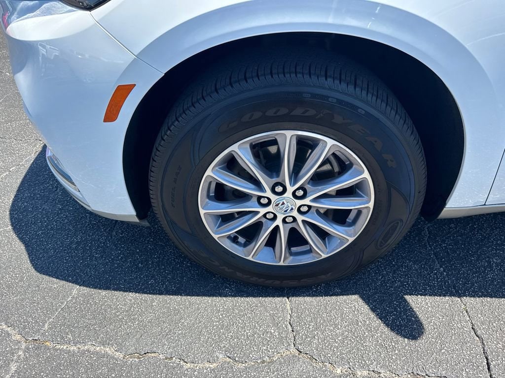 2024 Buick Enclave Essence - Photo 12
