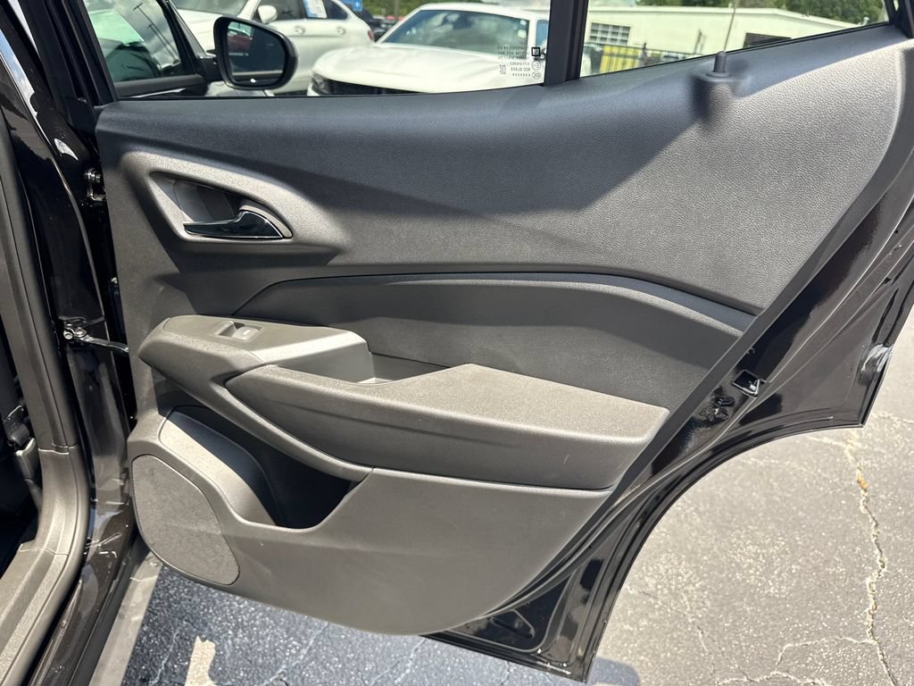 2026 Chevrolet Trax LT - Photo 17
