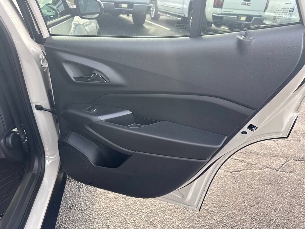 2026 Chevrolet Trax Activ - Photo 17