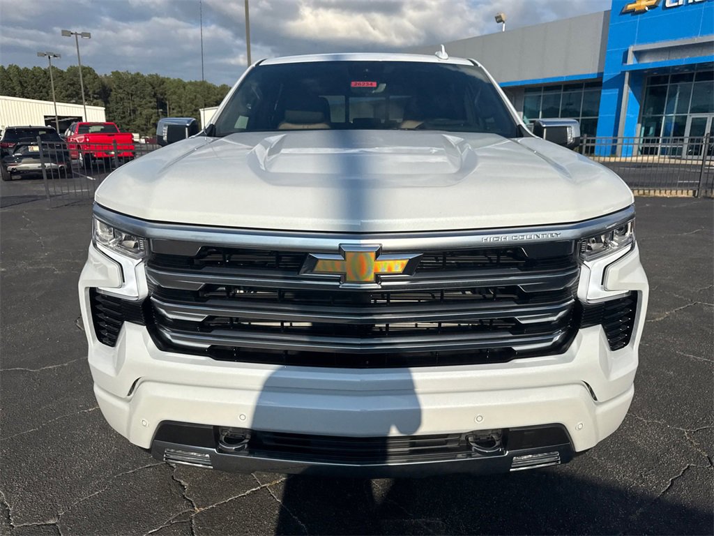 2026 Chevrolet Silverado 1500 High Country photo 2
