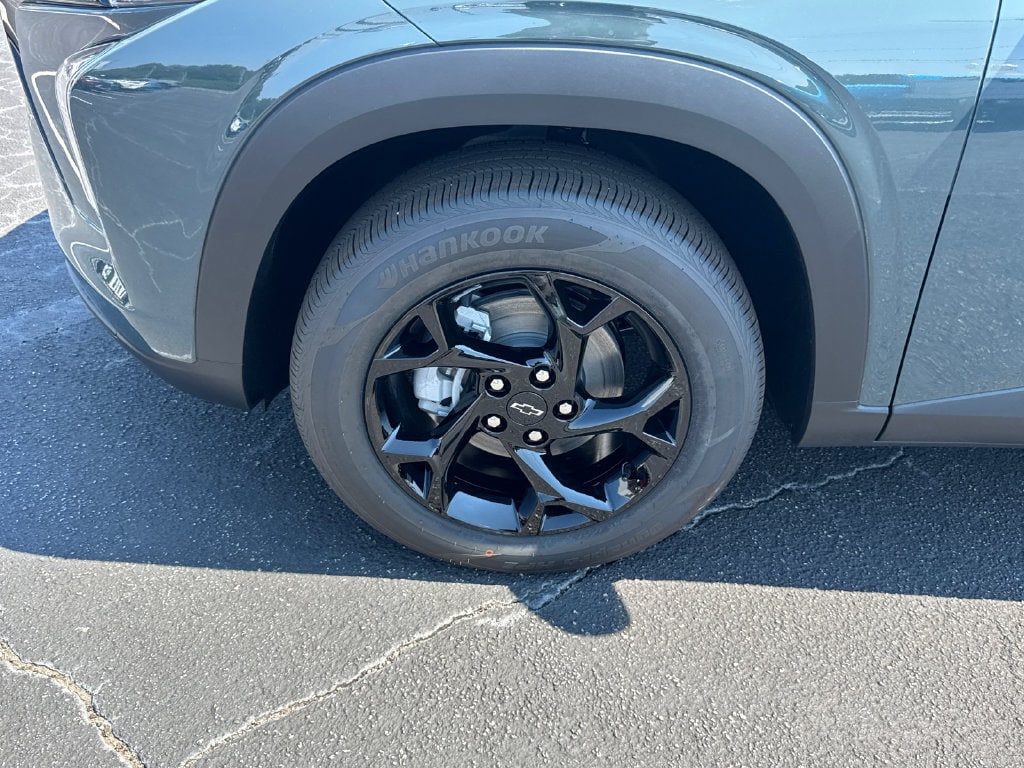 2026 Chevrolet Trax LT - Photo 12