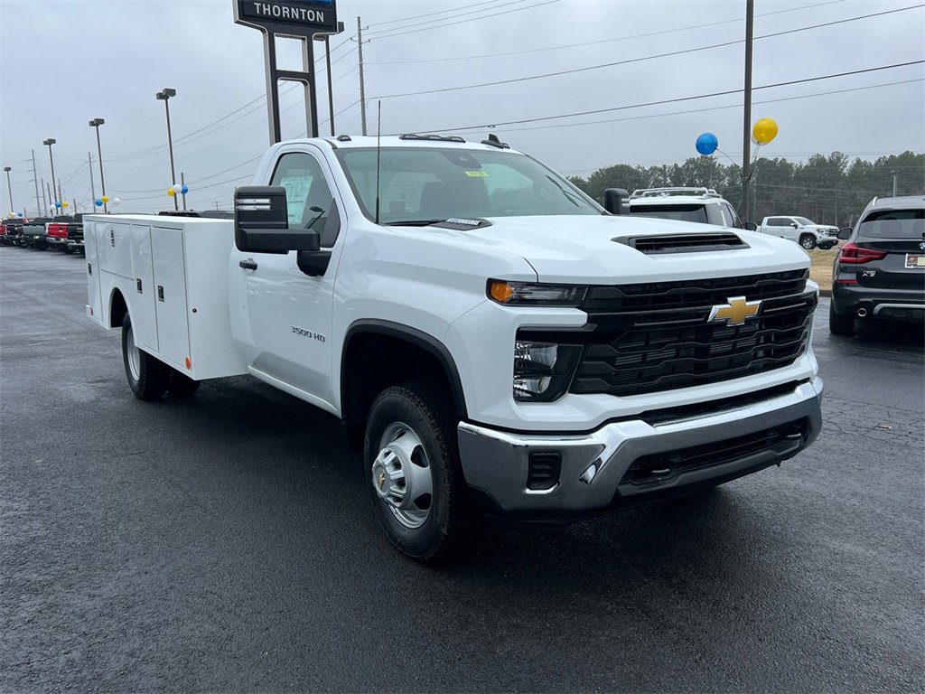 2025 Chevrolet Silverado 3500HD Work Truck photo 4