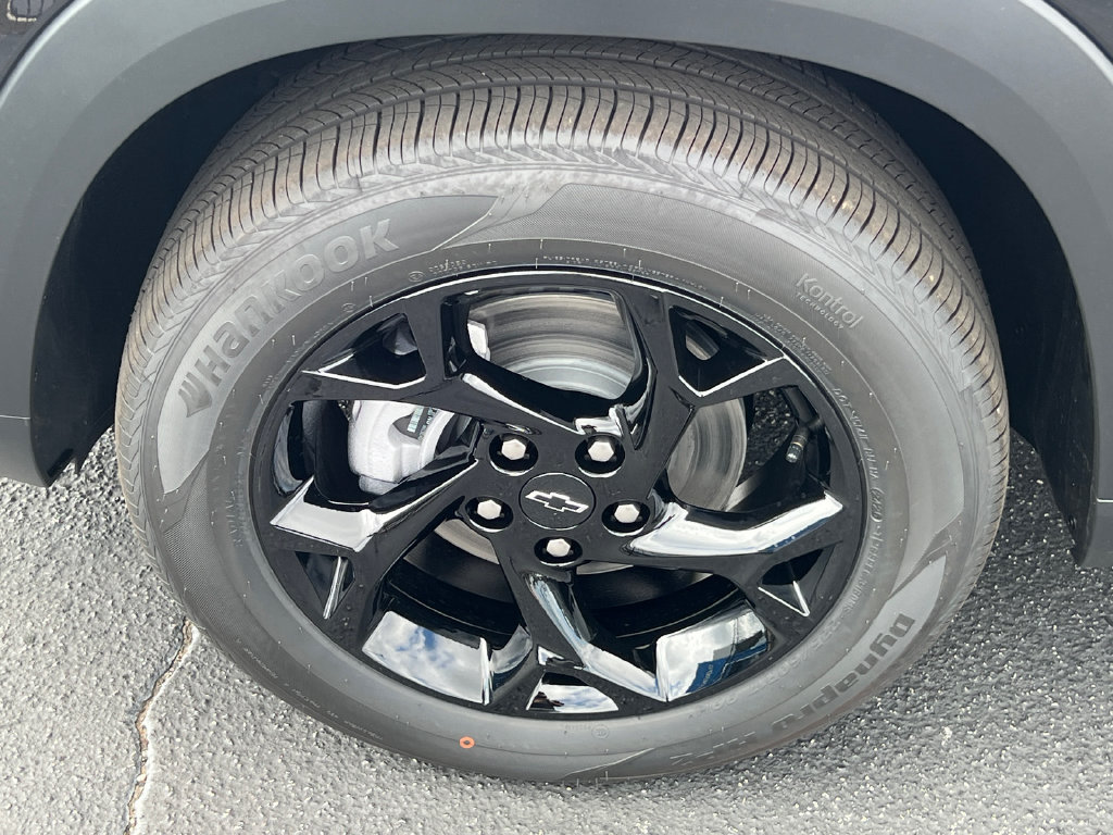 2026 Chevrolet Trax LT - Photo 12