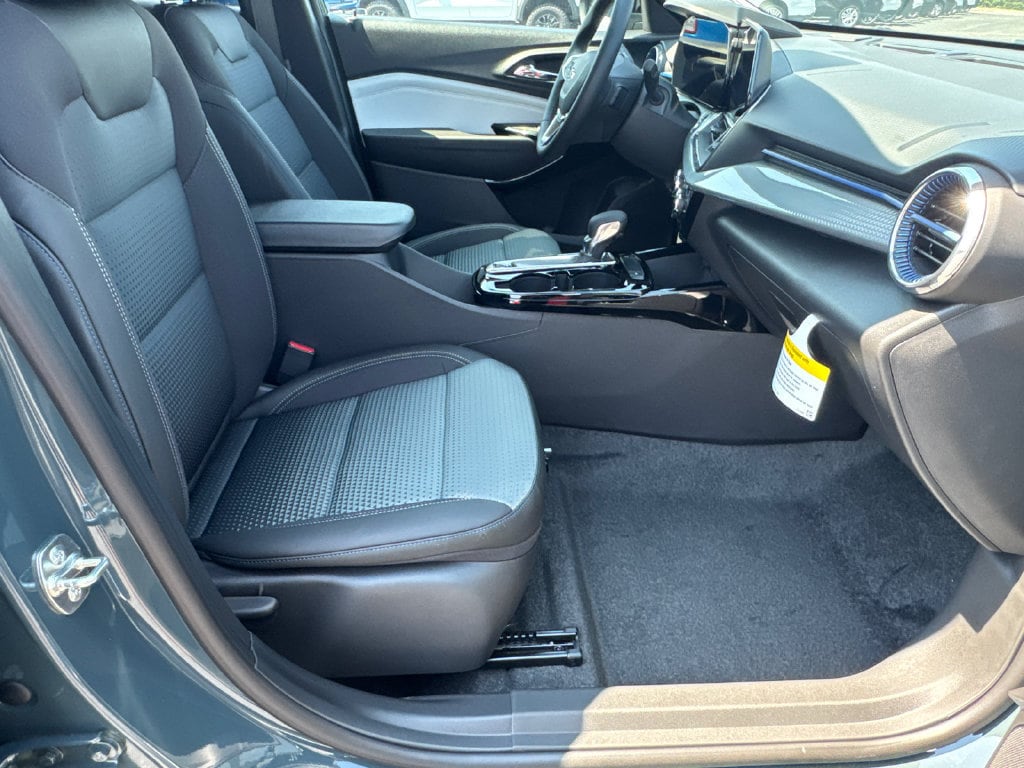2026 Chevrolet Trax LT - Photo 14