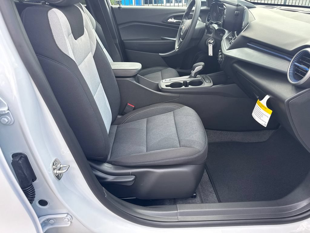 2026 Chevrolet Trax LS - Photo 14