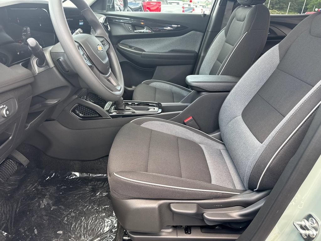 2026 Chevrolet Trailblazer LS - Photo 10