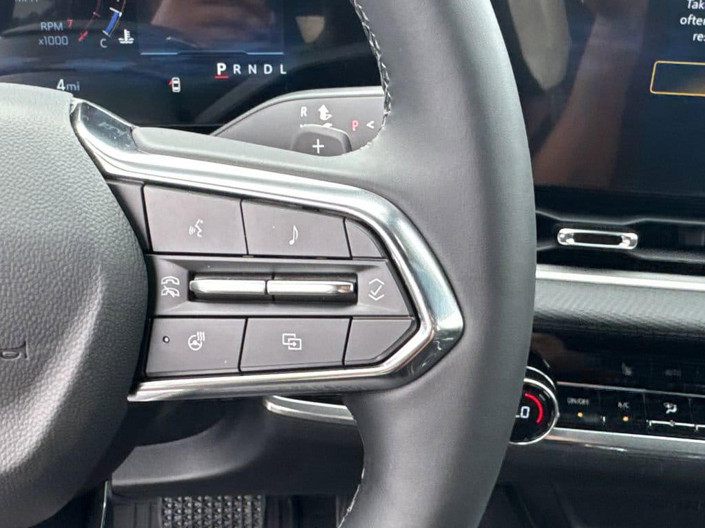 2026 Chevrolet Equinox LT - Photo 28