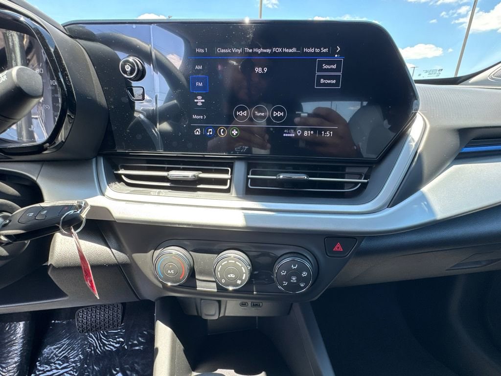 2026 Chevrolet Trax LS - Photo 28