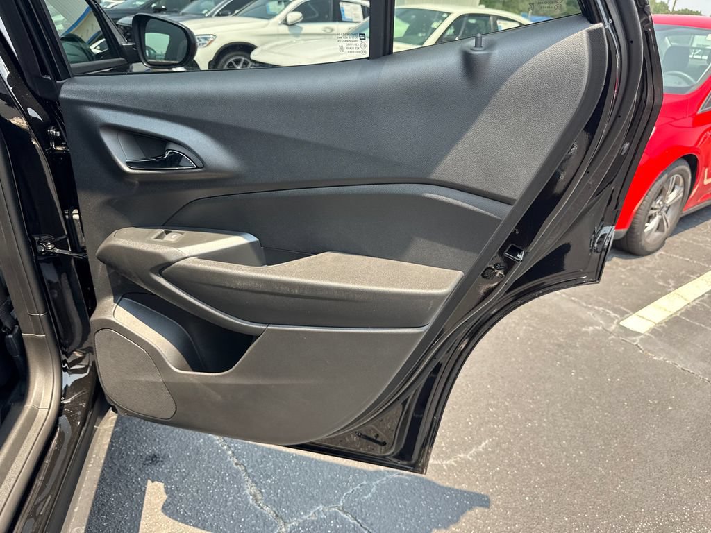 2026 Chevrolet Trax RS - Photo 16