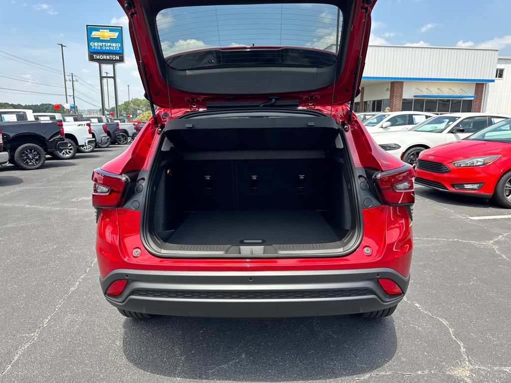2026 Chevrolet Trax LT - Photo 19