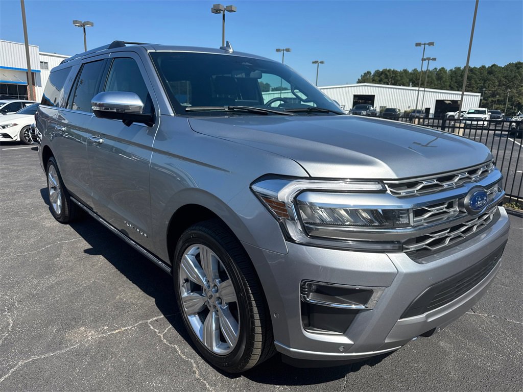 2024 Ford Expedition MAX Platinum photo 3
