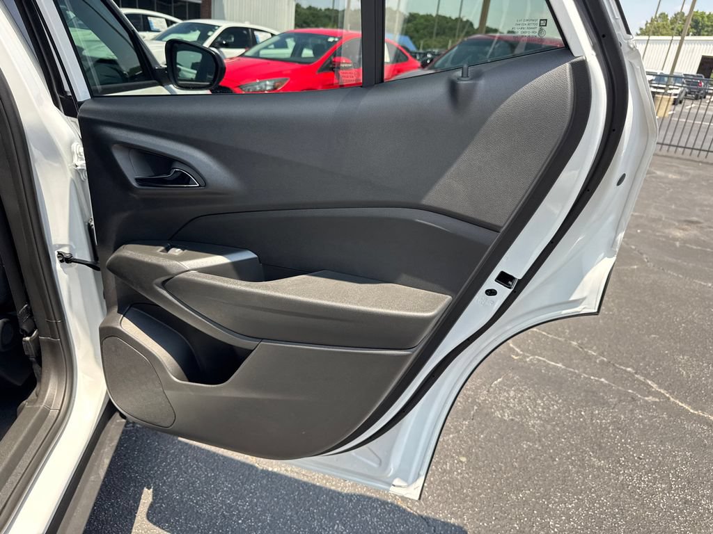 2026 Chevrolet Trax RS - Photo 17
