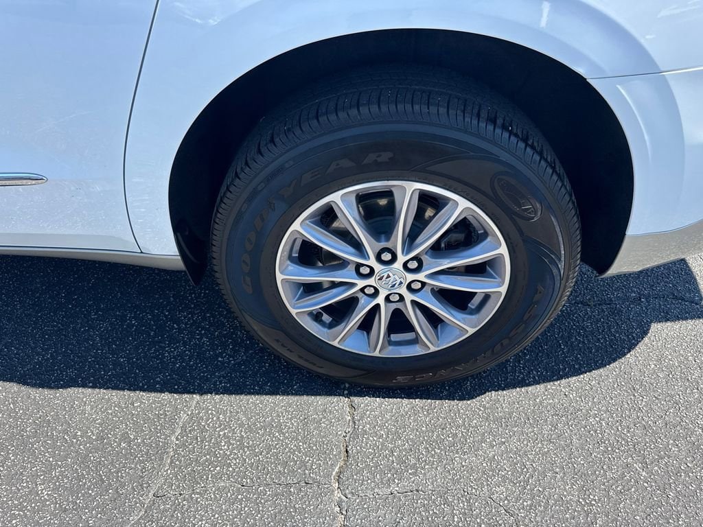 2024 Buick Enclave Essence - Photo 21