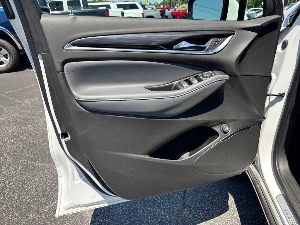 2024 Buick Enclave Essence - Photo 11