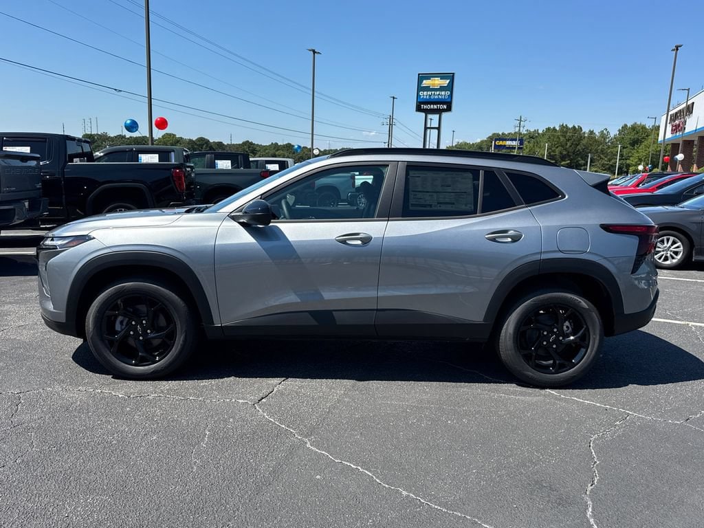 2026 Chevrolet Trax LT - Photo 9