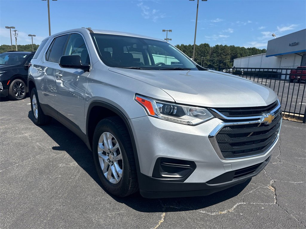 2020 Chevrolet Traverse LS photo 4