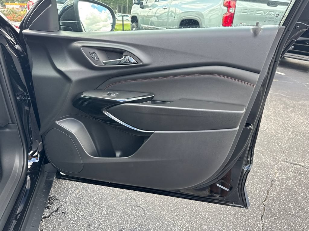 2026 Chevrolet Trax RS - Photo 15