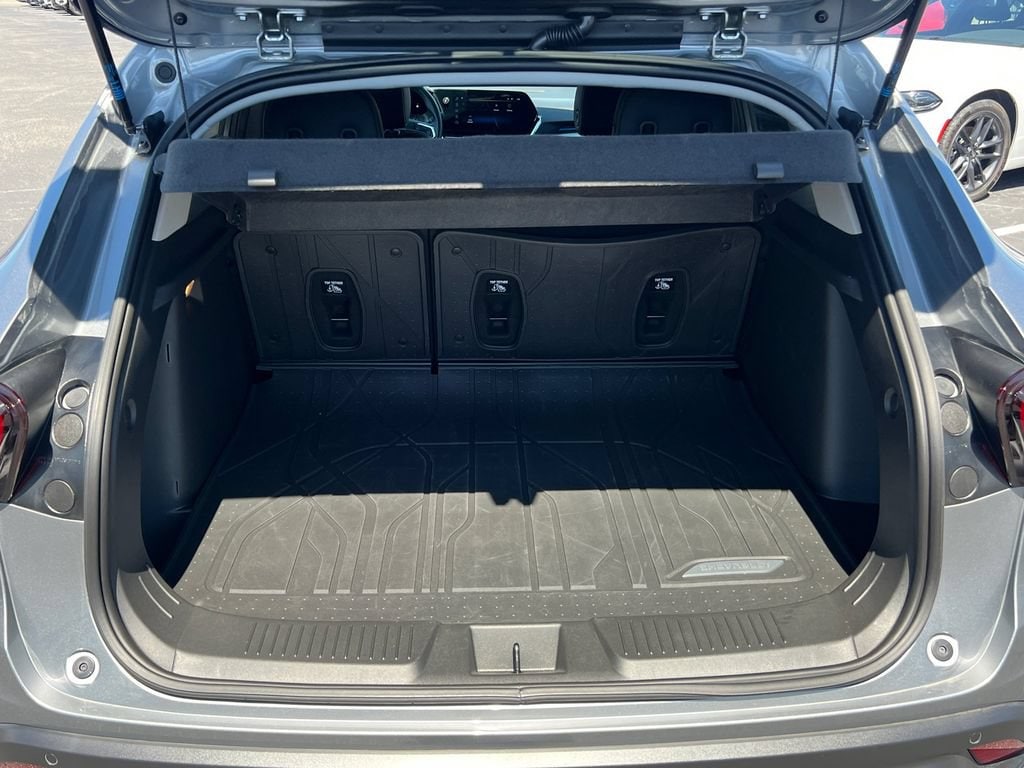 2026 Chevrolet Trax LT - Photo 13