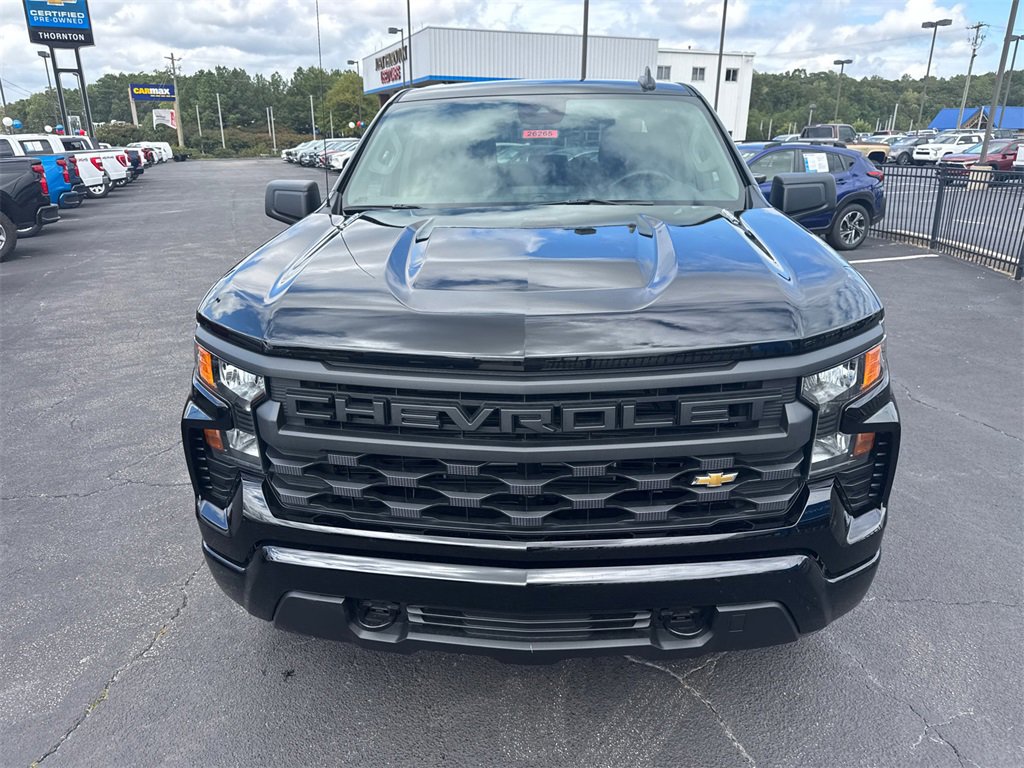 2026 Chevrolet Silverado 1500 Custom photo 3