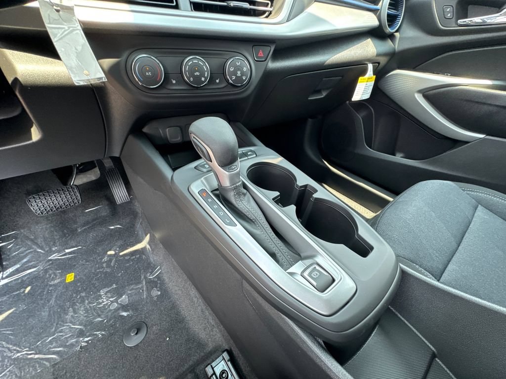 2026 Chevrolet Trax LS - Photo 30