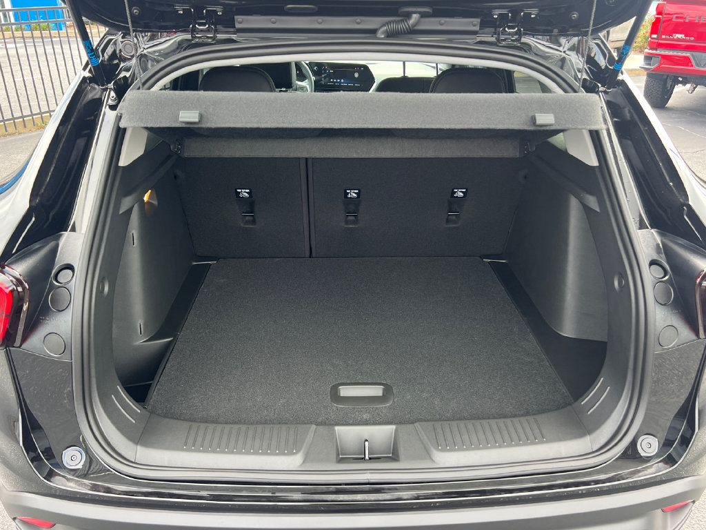 2026 Chevrolet Trax LT - Photo 13