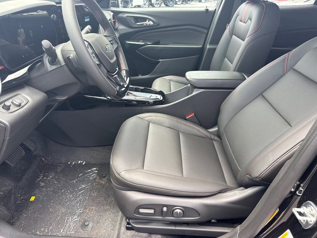2026 Chevrolet Trax RS - Photo 10
