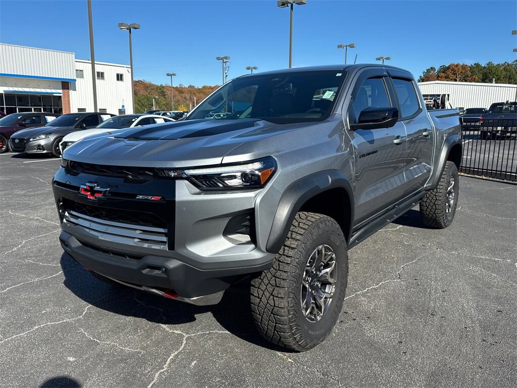 Used 2024 Chevrolet Colorado ZR2 Truck