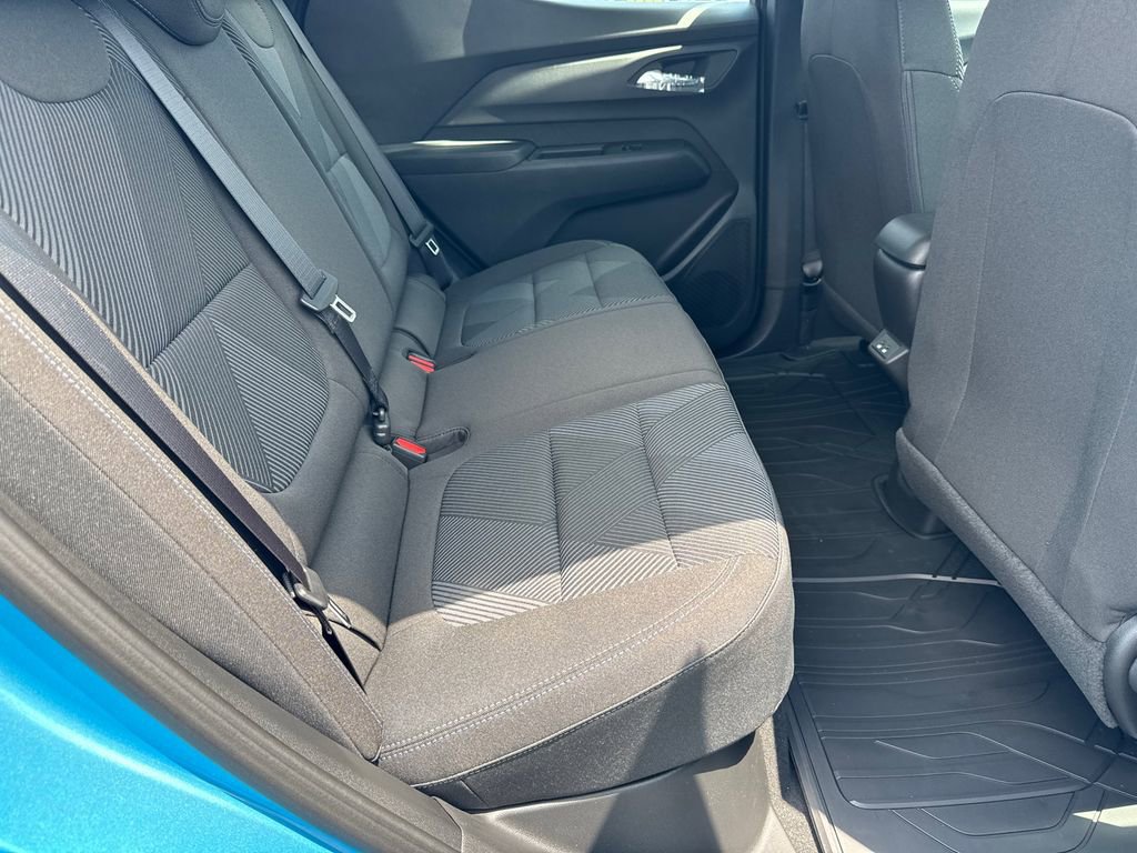 2027 Chevrolet Bolt LT - Photo 16