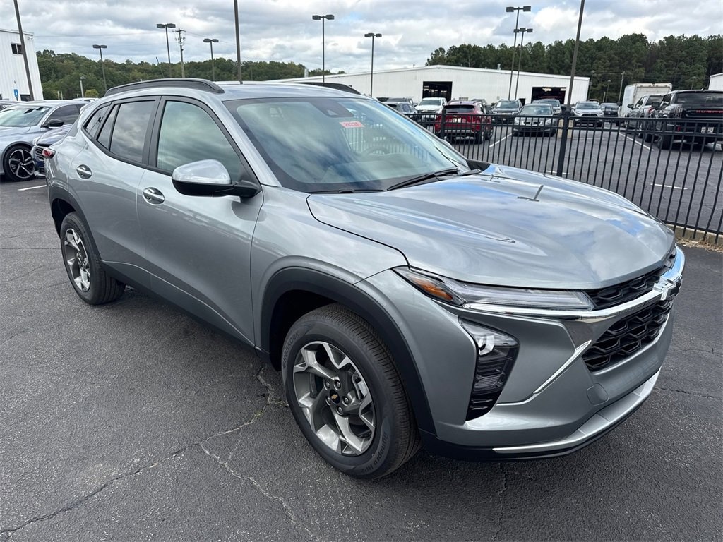 New 2026 Chevrolet Trax LT SUV