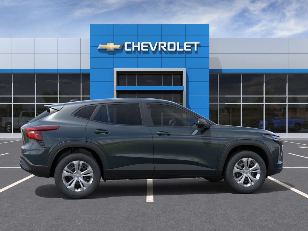 2026 Chevrolet Trax LS - Photo 5