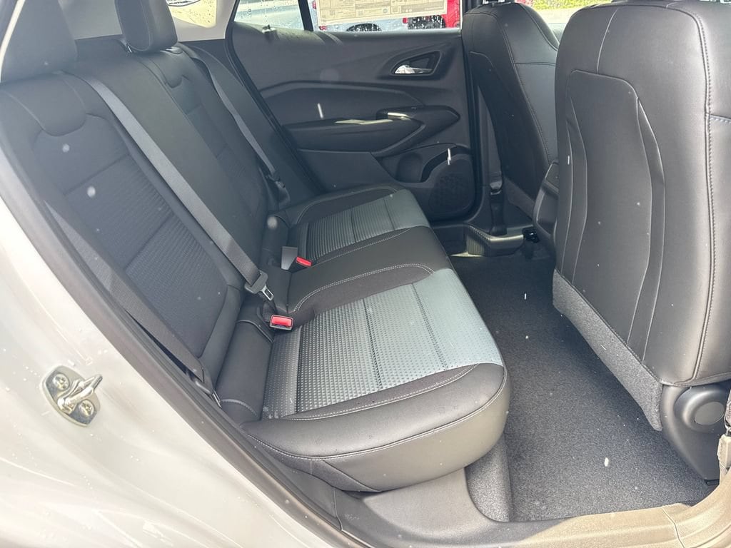 2026 Chevrolet Trax LT - Photo 16