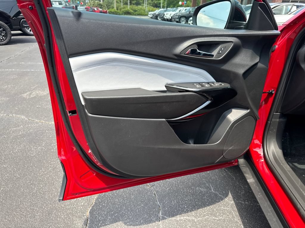 2026 Chevrolet Trax LT - Photo 11