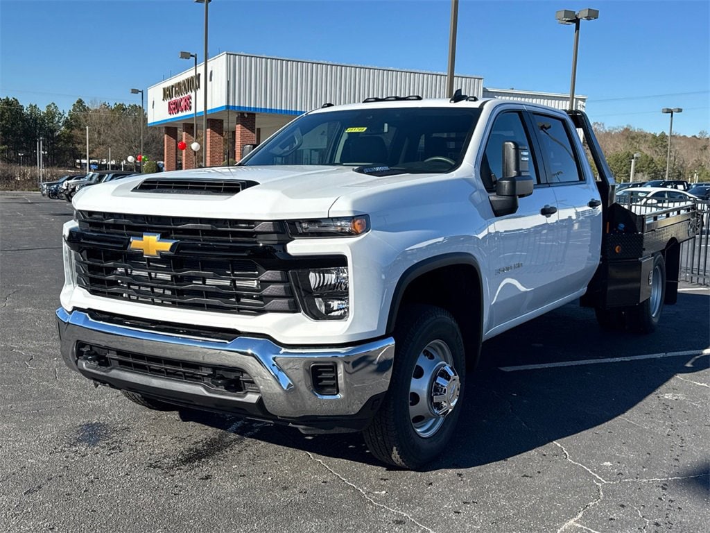 New 2025 Chevrolet Silverado 3500 HD Chassis Cab Work Truck Truck