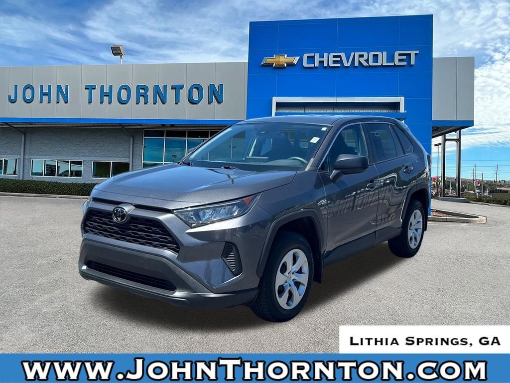 2022 Toyota RAV4 LE FWD's photo