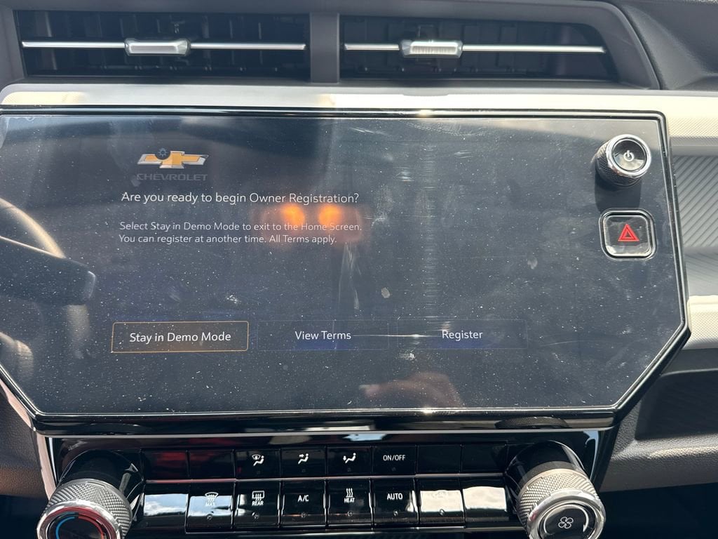 2027 Chevrolet Bolt LT - Photo 29