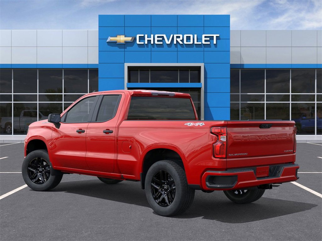 2026 Chevrolet Silverado 1500 Custom photo 3
