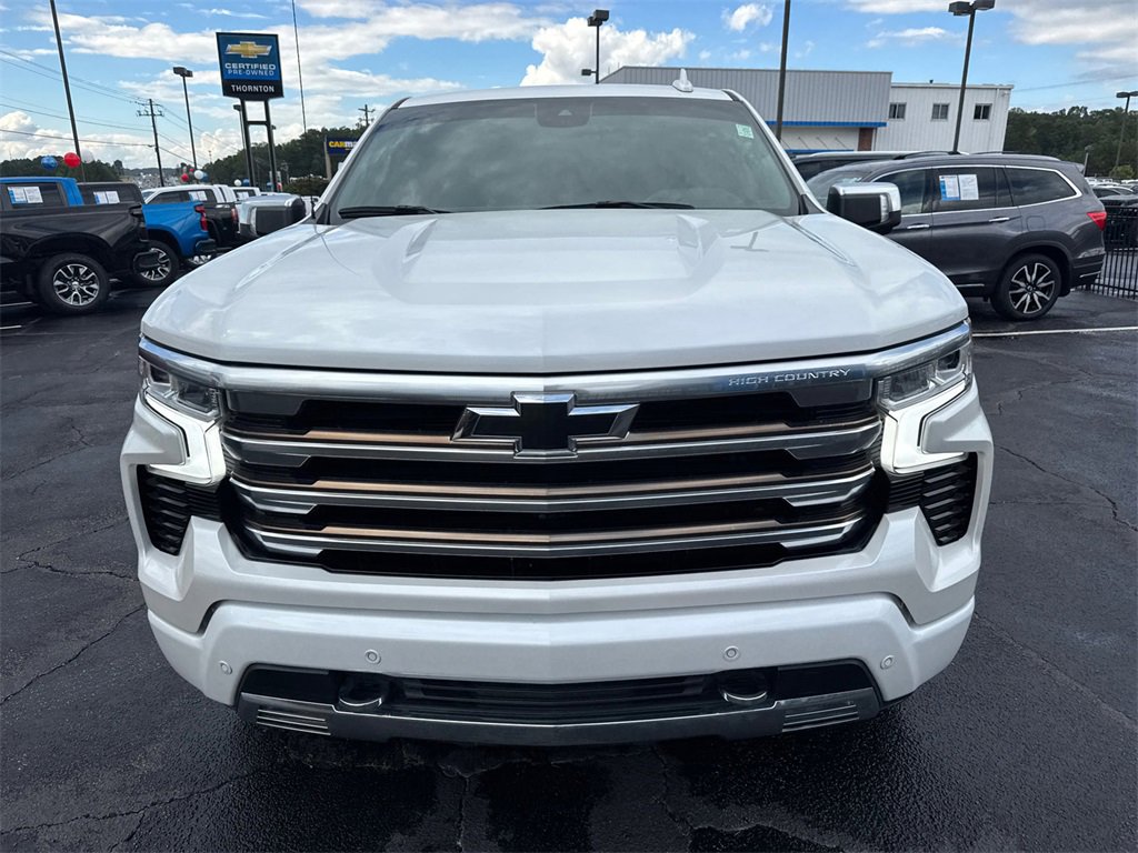 2022 Chevrolet Silverado 1500 High Country photo 2
