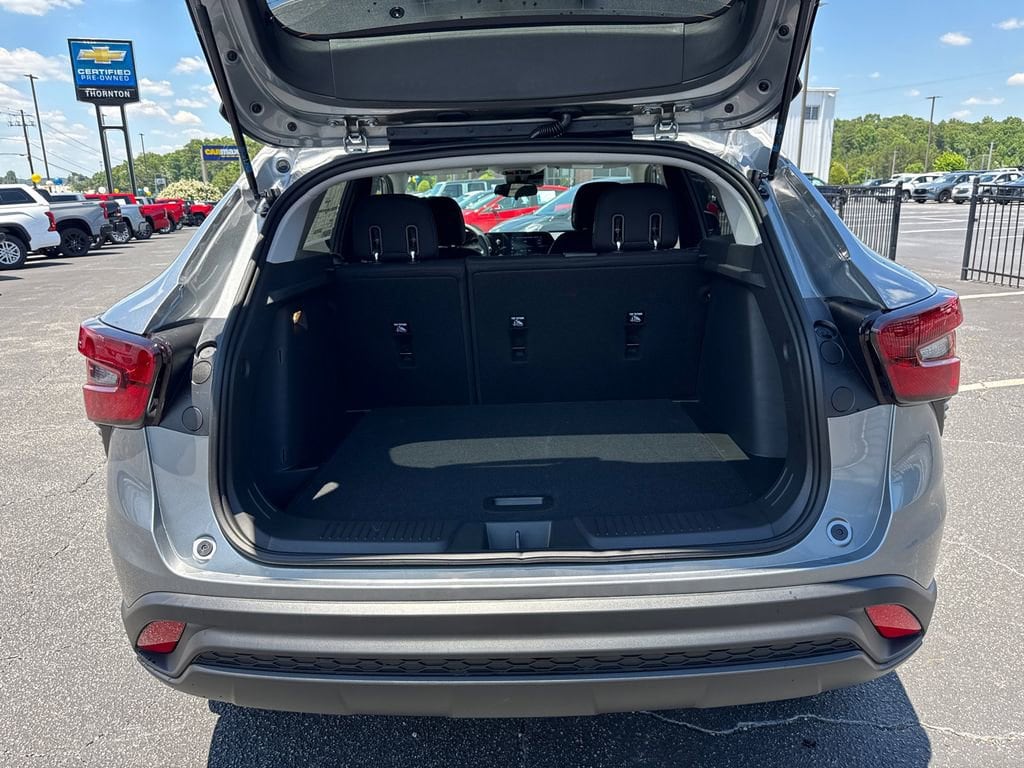 2026 Chevrolet Trax LS - Photo 19